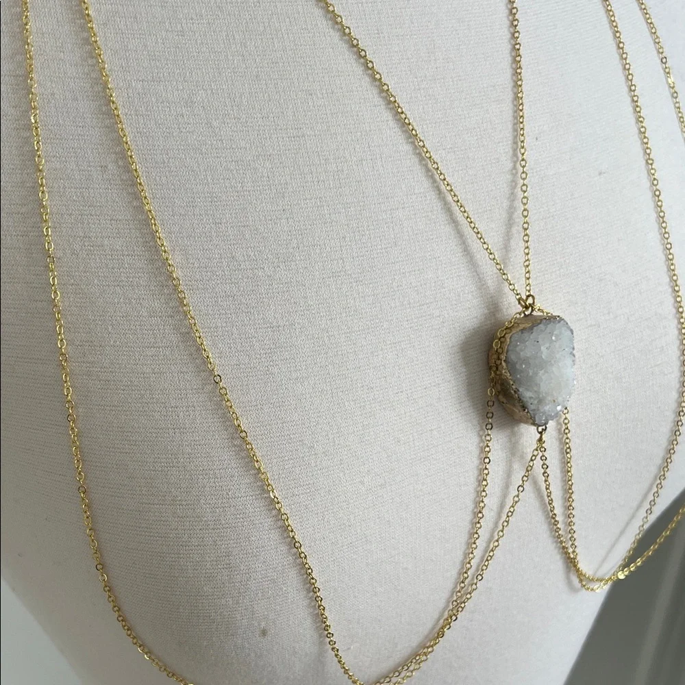 Elegant Gold Necklace Body Chain with White and Gray Agate Druzy Stone Pendant - Picture 4 of 6